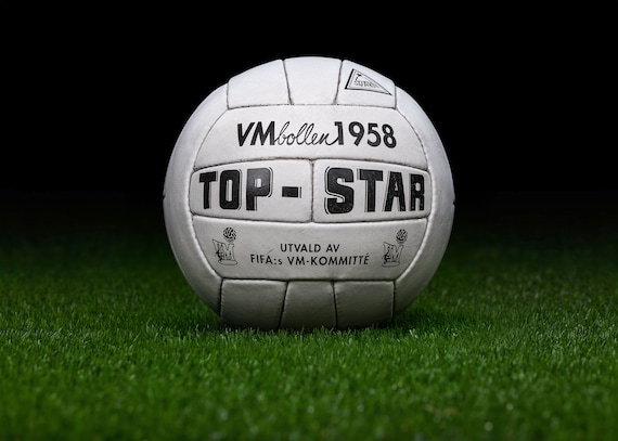 Adidas star football hotsell