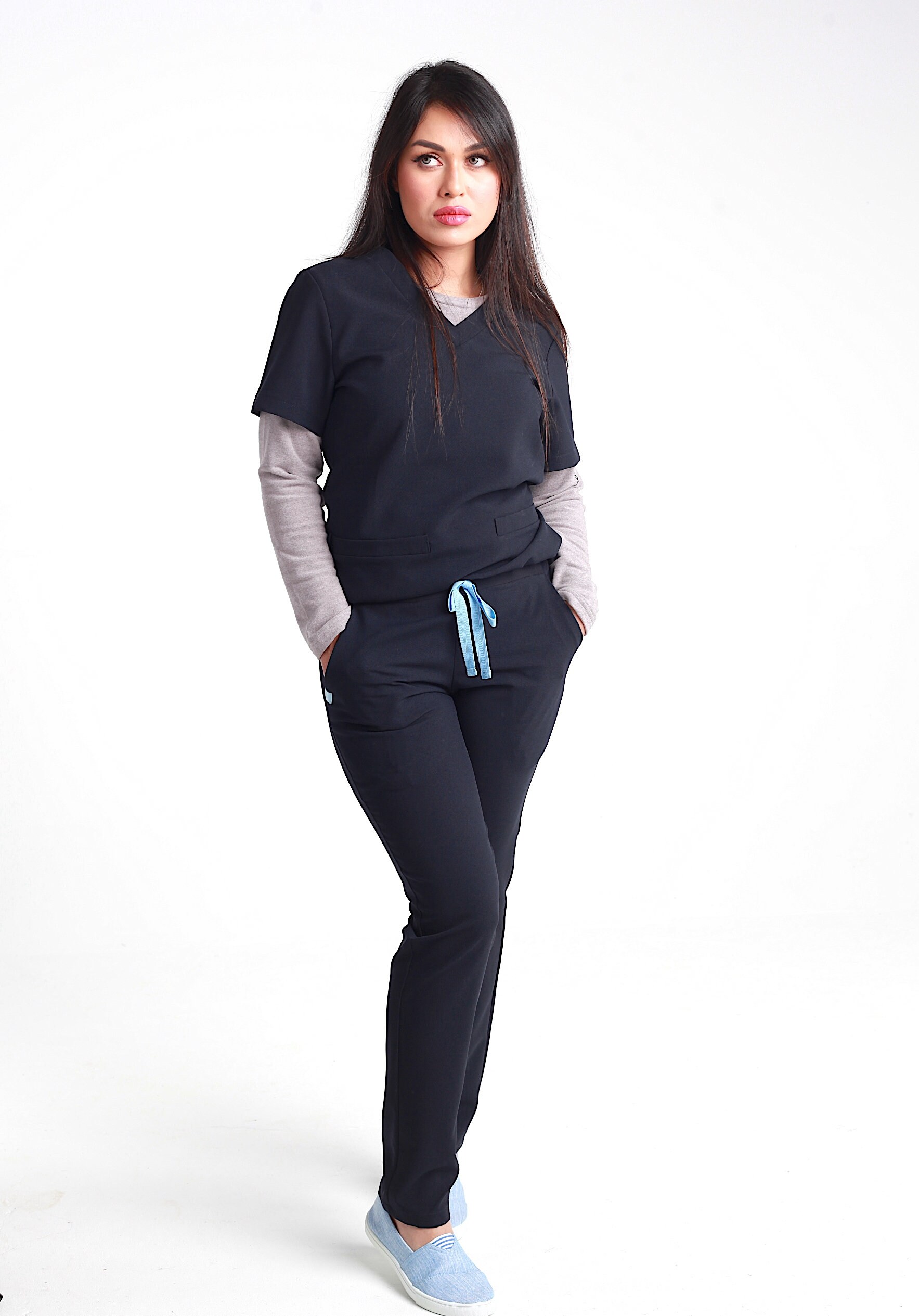 ICONS SCRUBS. Fitted, Flattering Scrub Pants. Midnight Navy, Charcoal