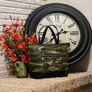 Norah Handbag, Camo Purse