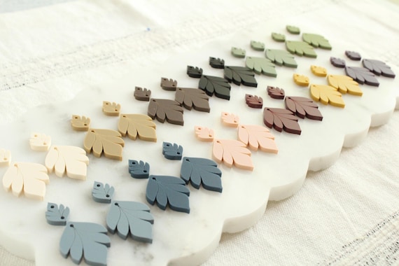 Engraved Floral Leaf Segment Acrylic Earring Pieces: Modern Clay Look, Earth Tone Blanks