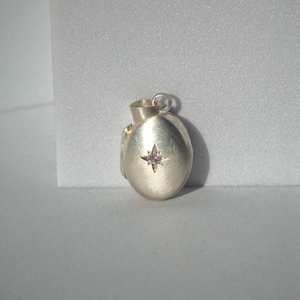 Celestia Locket | Sterling Silver Oval Locket with Star Set Gemstone | Victorian Inspired Keepsake Necklace