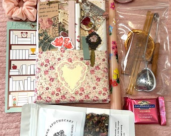 Blind Date With A Book Gift Box: Herbal Tea & Literary Surprise