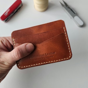 Portafoglio fatto a mano in pelle Horween, porta carte Kipling fatto a mano, portafoglio fatto a mano, pelle vegetale, pelle pieno fiore, portafoglio sottile, portafoglio minimalista, regalo