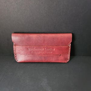Porta-cartões de couro Horween, porta-cartões minimalista feito à mão Berkeley, carteira de couro minimalista feita à mão, couro vegetal, carteira de pressão