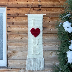 CROCHET PATTERN Threesome of Love Wall Hanging image 4