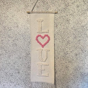 CROCHET PATTERN Threesome of Love Wall Hanging image 9