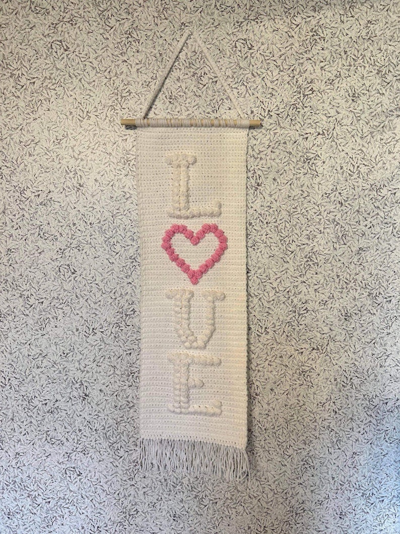 CROCHET PATTERN Threesome of Love Wall Hanging image 9