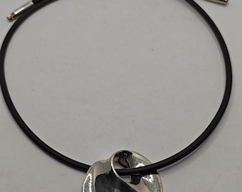 Sterling Denmark Georg Jensen Torun Mobius Pendant 2004 on