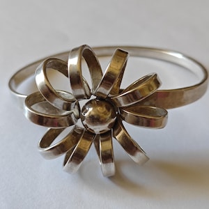 Anna-Greta Eker for Norway sterling silver bracelet &quot;Buzz&quot;.