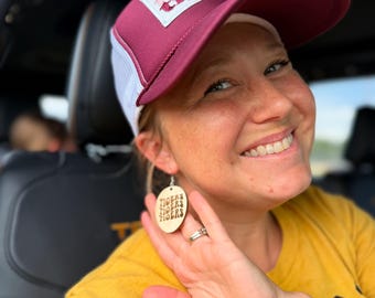 Pendientes de espíritu escolar de los Tigres, pendientes de mascota de madera, joyas de orgullo universitario y de equipo