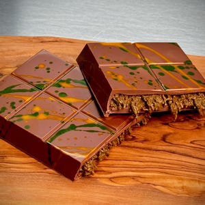 Handmade Dubai Chocolate Bar - Pistachio, Kanefah and Milk Chocolate 200g/8oz Viral Chocolate Bar Free Shipping !!!