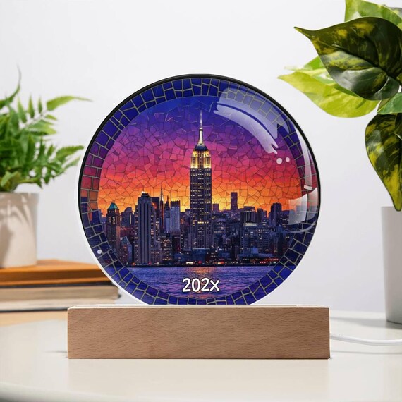 ニューヨークのスカイラインを描いたオーナメントと飾り板、ステンド 