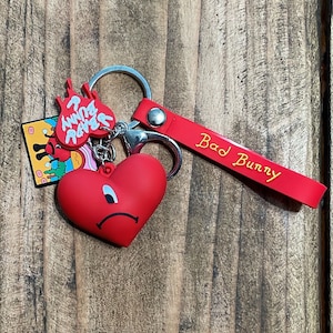 3D Keychains | Heart Keychain | Bad Bunny Keychain | El Conejo Malo |