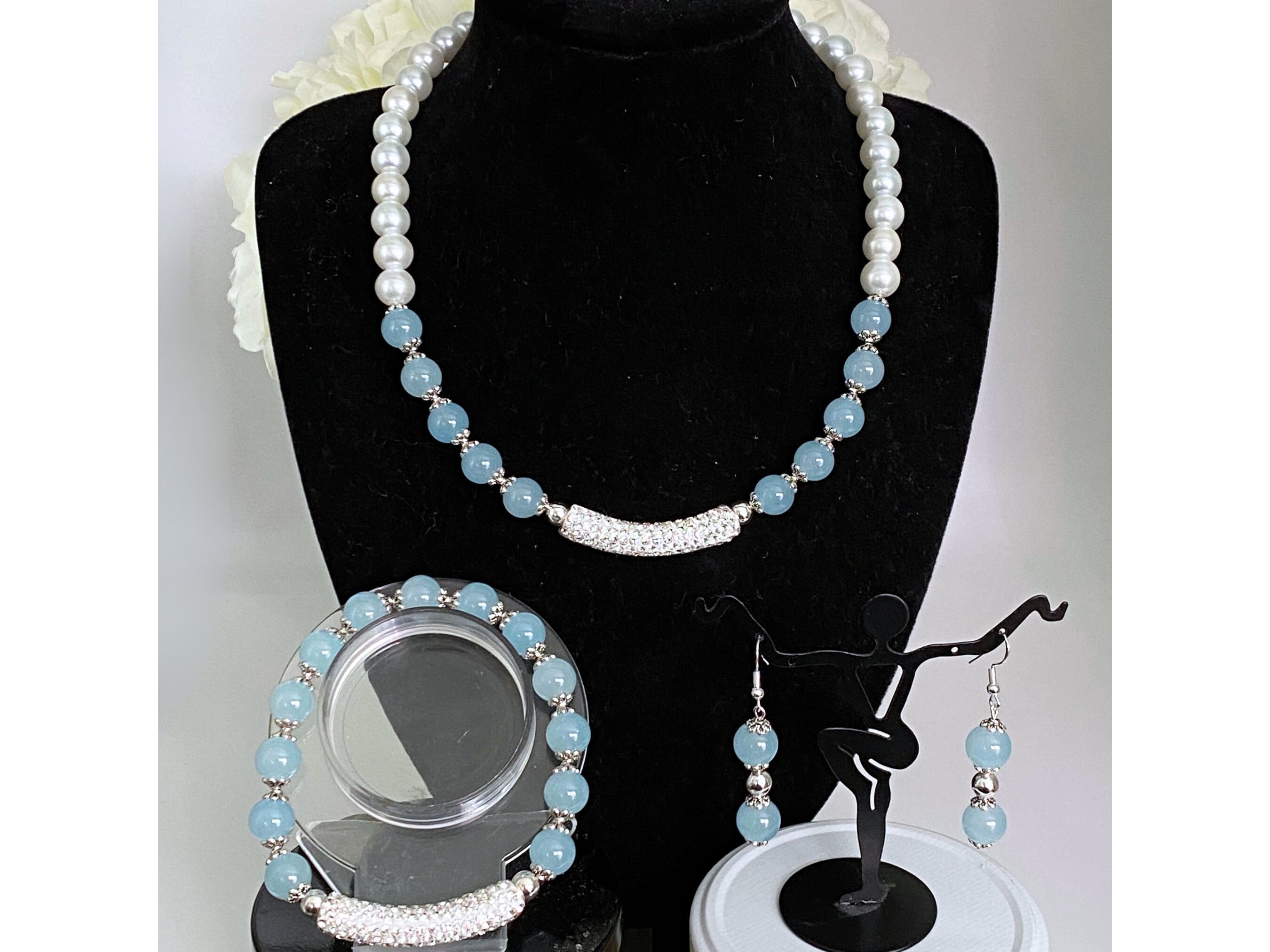 Amicae's Blue Glass Beads Jewelry Set, Made With High Quality Blue