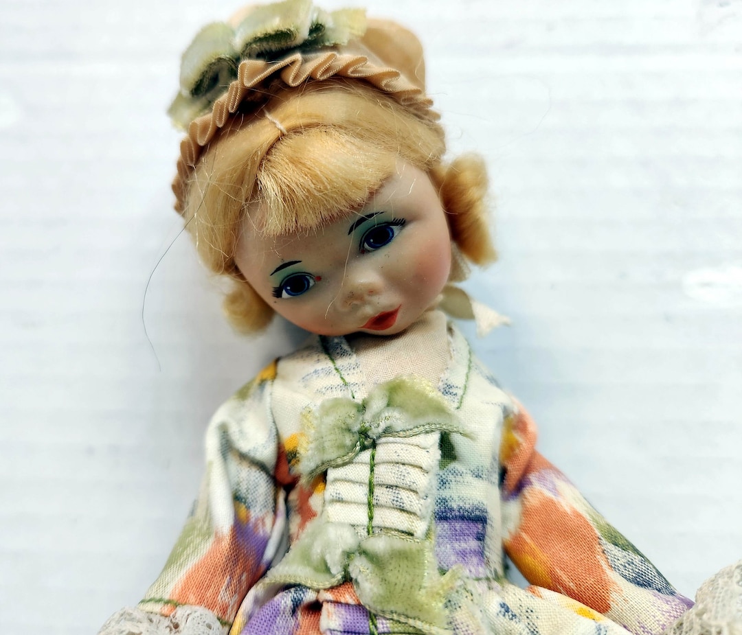 Old Cottage Doll, Harrods Collector Doll , Made in England, Girl Doll