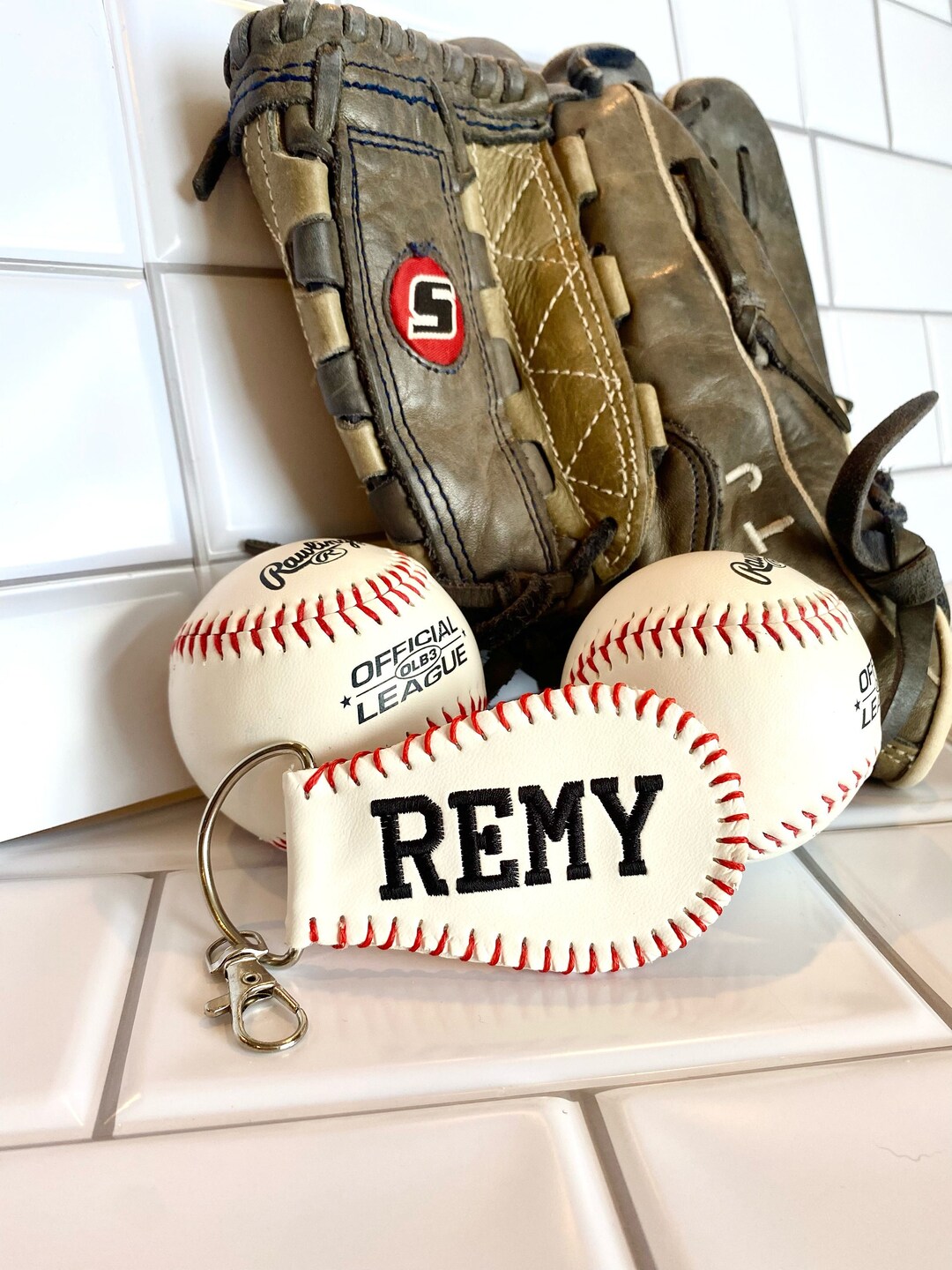 Baseball Keychain, Custom Baseball Gift, Father's Day Gift, Mother's