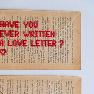 Ponto de Cruz bordado en papel "¿Has escrito una carta de amor?"