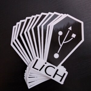 Pegatina de ataúd USB LiCH