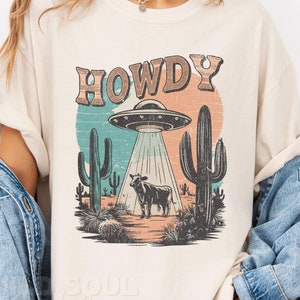 UFO Cow Abduction T-Shirt: Retro Western Alien Tee