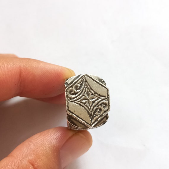 Antique silver berber ring hand engraved from MOR… - image 2