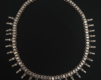 Antik silverhalsband från Indien. Antika silversmycken