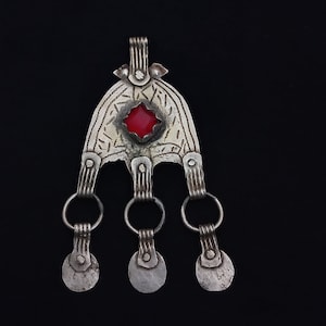 Antique berber silver pendant from southern morocco. Ancient berber jewelry