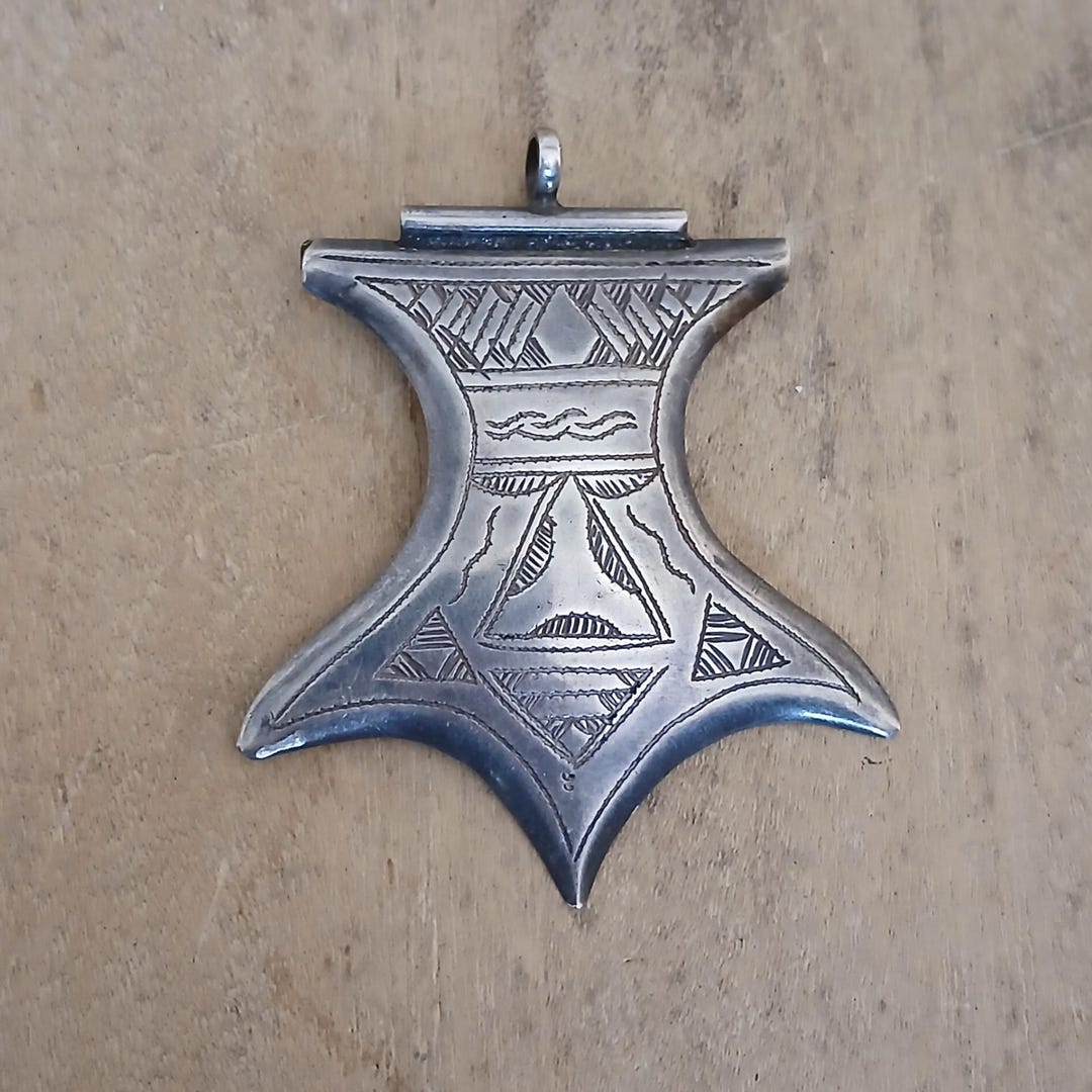 Saharian Antique Silver Saharian Pendant From Southern Morocco - Etsy