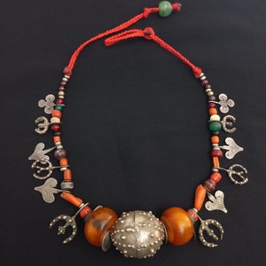 Ancient silver berber necklace from southern morocco. Antique berber jewelry