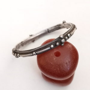 Saharian bracelet. Antique silver beaded bracelet from southern morocco. Ancient silver jewelry