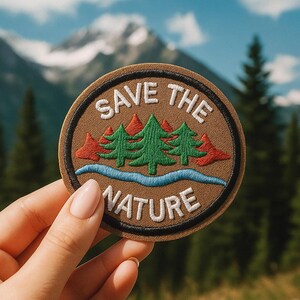 Parche termoadhesivo bordado "Salva la Naturaleza" | Parche ecológico de bosque y río | Refuerzo para ropa DIY | Regalo para activistas ambientales