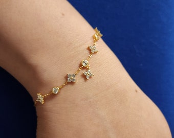 Adjustable Bracelet for Women, Gold Bracelet, Silver Bracelet, Flower Bracelet, Dainty Charm Bracelet, Wife Birthday Gift, Graduation Gift