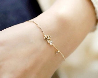 Bracelet for Women, 14K Gold Bracelet, Flower Bracelet, Dainty Bracelet, Elegant, Bracelet, Bridesmaid Bracelet, Birthday or Graduation Gift