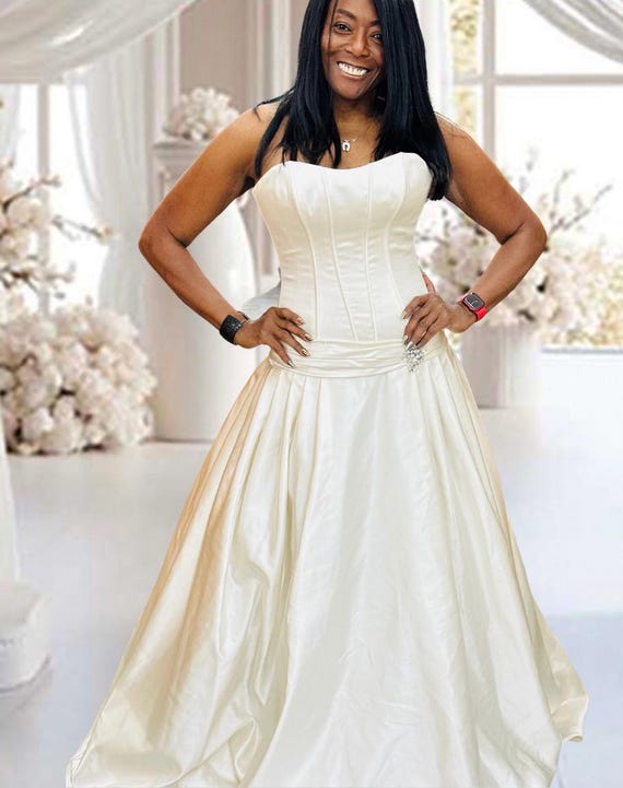 Maggie Sottero Memories Corset Wedding Gown With Bustle New Never Worn -  Etsy New Zealand
