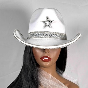 White Rhinestone Star Cowboy Hat – Western Bling for Women, Rodeo Outfit, Country Concert , Sparkly Cowgirl Hat, Dallas Cowboy Style