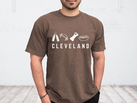 Vintage Cleveland-Football Ohio Cle Skyline Retro Brown Gift T-Shirt Vintage Cleveland-Football Ohio Cle Skyline Retro Brown Gift T-Shirt