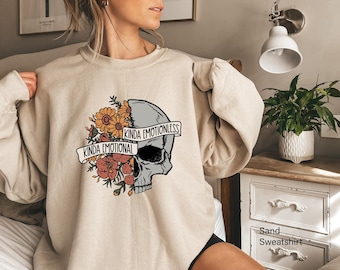 Sudadera "Un poco emocional, un poco insensible", camiseta con calavera y flores, sudadera con capucha de concienciación sobre la salud mental, camiseta motivacional, camiseta de esqueleto