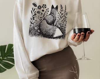 Cottagecore Fox Sweatshirt | Floral Fox Shirt, Forestcore Hoodie, Fairycore Gift, Woodland Animals Sweater, Botanical Fox Tee for Her