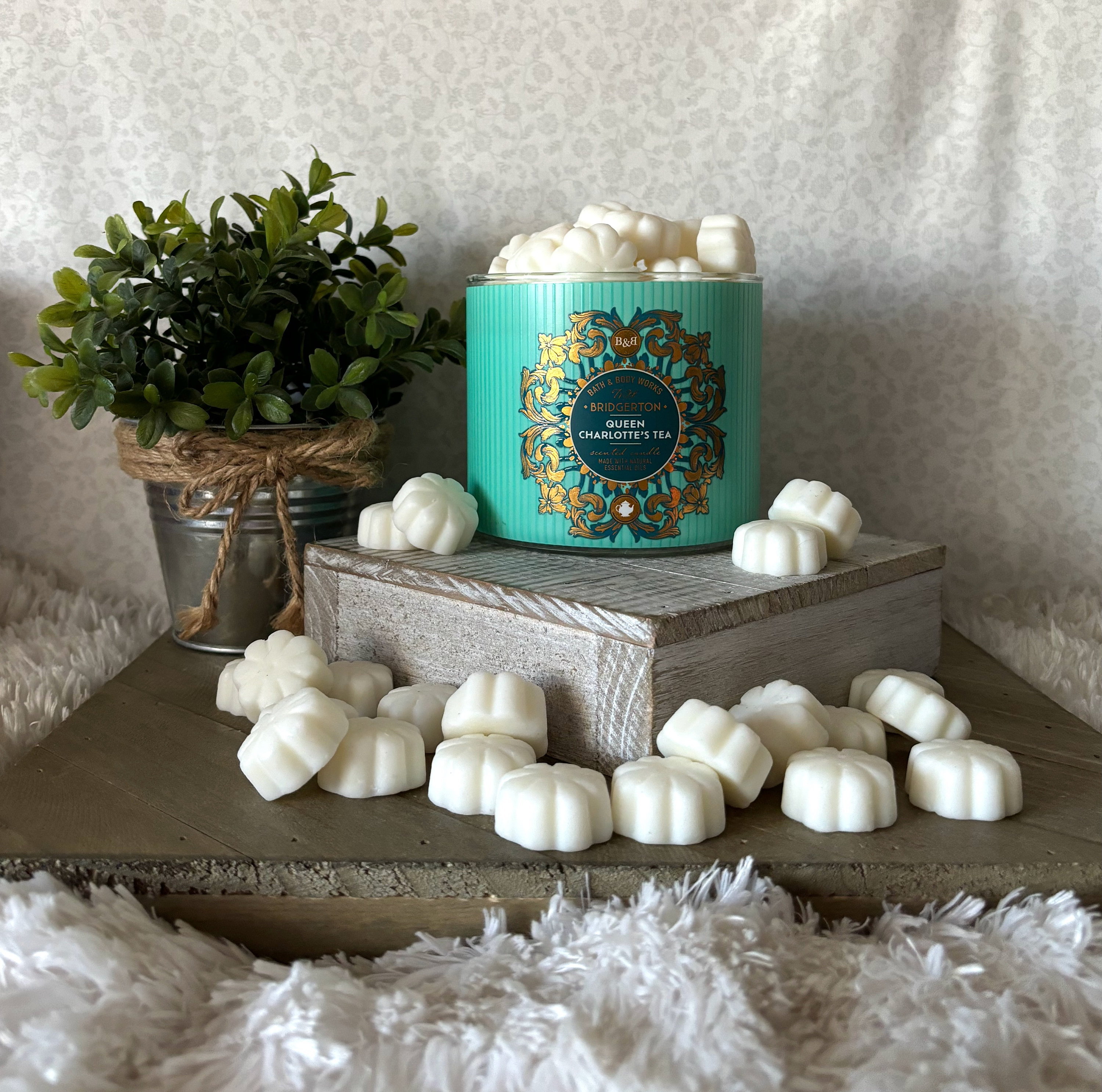 アロマグッズ Bath & Body Works Queen Charlotte's Tea Bath & Body Works Bridgerton Queen Charlotte's Tea 3-Wick