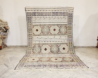 5x9 ft Vintage boho rug , Moroccan kilim rug , large size kilim , Dining room rug ,  Oriental rug , Vintage area rug, flat-woven textile