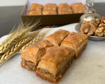 16 Pieces (17.6 oz. 500 gr.) Fresh Baked Walnut Baklava from Florida