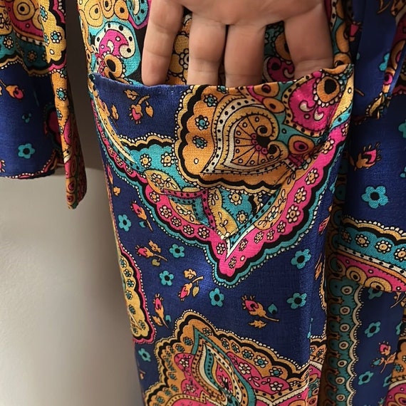 Saybury Vintage Colorful Belted Robe - image 7