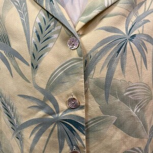 Camisa corta de seda vintage Tommy Bahama con botones, talla S imagen 5
