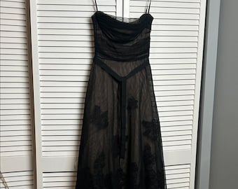 Vintage BCBG Maxazria Trägerloses Midi-Schwarzer Spitze-Overlay-Cocktail-Y2K-Kleid 6