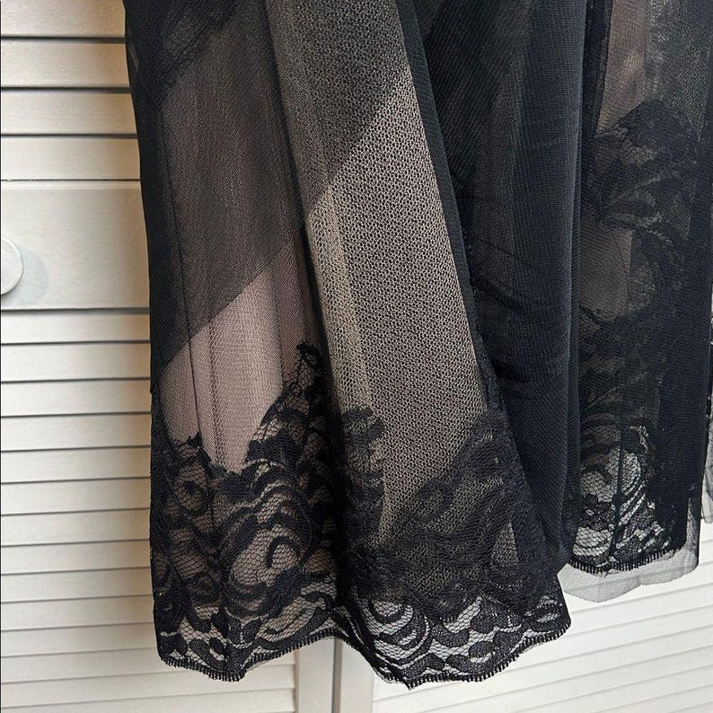 Vintage BCBG Maxazria Strapless Midi Black Lace Overlay cocktail Y2K dress 6 image 12