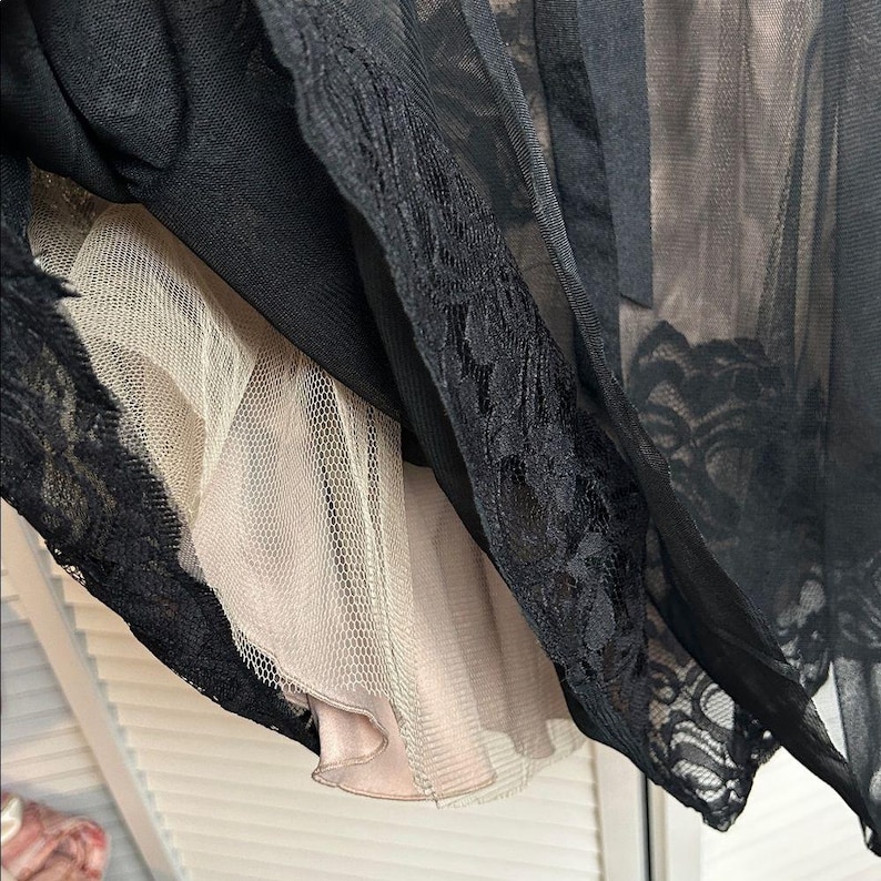 Vintage BCBG Maxazria Strapless Midi Black Lace Overlay cocktail Y2K dress 6 image 6