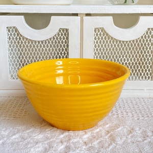 Vintage Bauer Pottery Bright Yellow Ring Ware Small Bowl