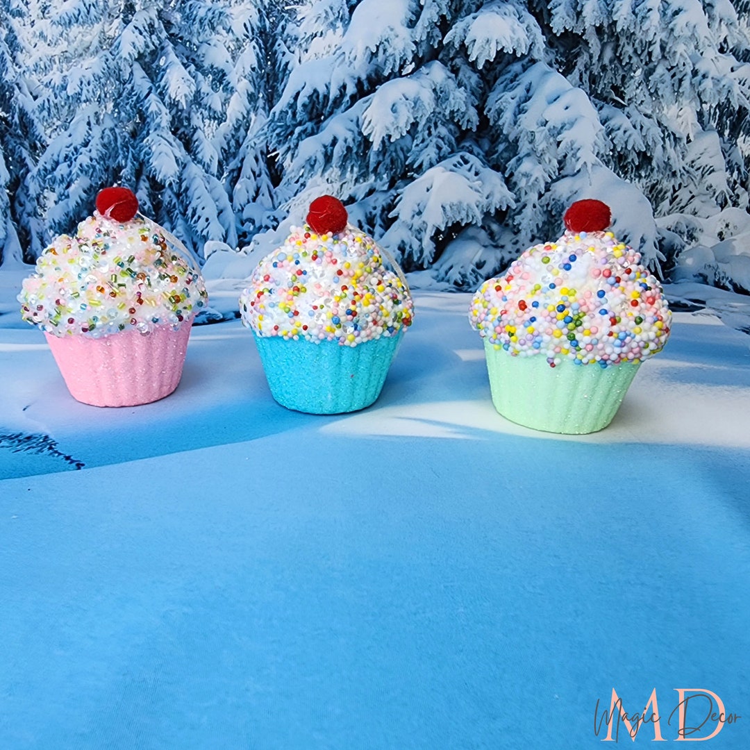 Cupcake Ornaments, Christmas Tree Cupcake Ornaments, Baubles Christmas