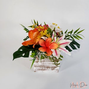 Artificial Flower Centerpiece, Centerpiece, Wedding Arrangement, Home Decor, Gift for Her, Patio Decor, Party decor, Gift for Mom.