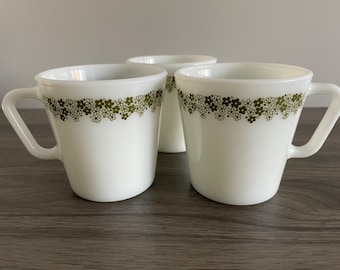 Vintage Pyrex Crazy Daisy Spring Blossoms Coffee Mugs - Set of 3 (three) Tea Cups - 1970s Milk Glass