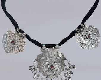 アフガン クチ チョーカー ネックレス：トライバル シルバー ベル